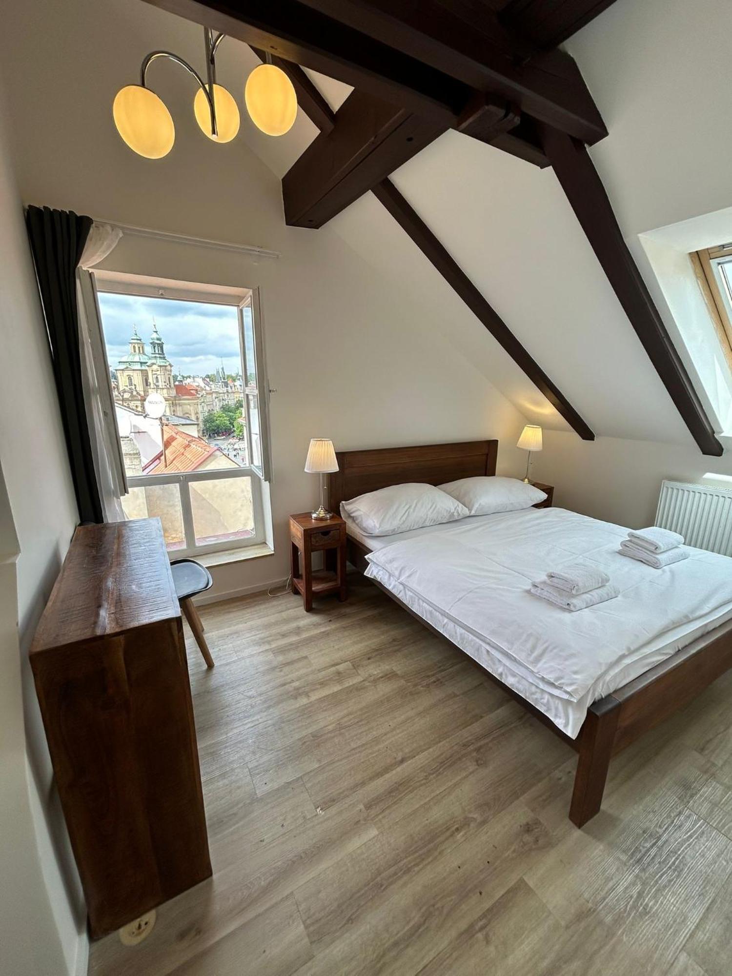 Zelezna - Old Town View Residence Praha Bagian luar foto